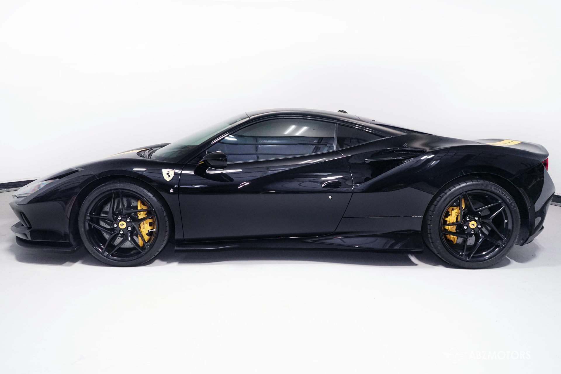 Used 2020 Ferrari F8 Tributo RWD image 5