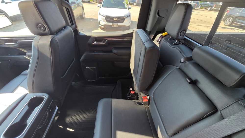 Used 2023 Chevrolet Silverado 1500 LTZ image 23