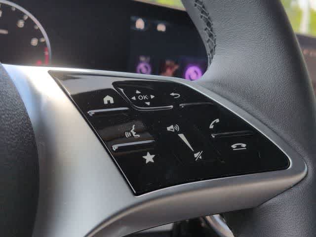 New 2026 Mercedes-Benz GLB 250 4MATIC image 26