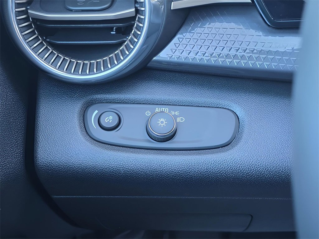 New 2026 Chevrolet Trax ACTIV image 23