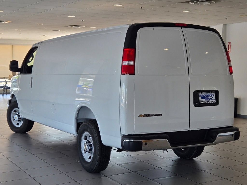 New 2026 Chevrolet Express 2500 Extended w/ Driver Convenience Package RWD image 11