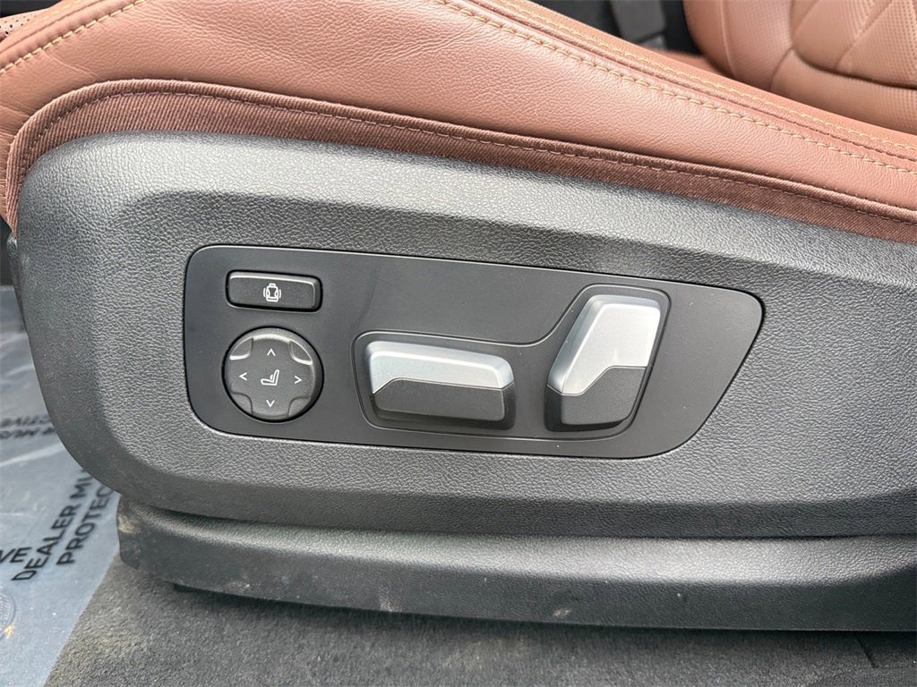 Certified 2023 BMW X6 xDrive40i w/ M Sport Package image 34