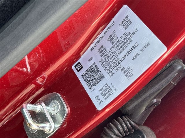 Certified 2023 GMC Canyon AT4 w/ AT4 Premium Package AWD/4WD image 36