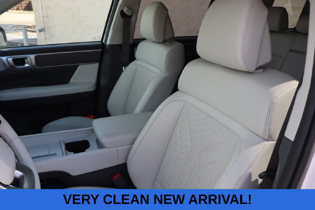 Used 2026 Hyundai Santa Fe SEL FWD image 19