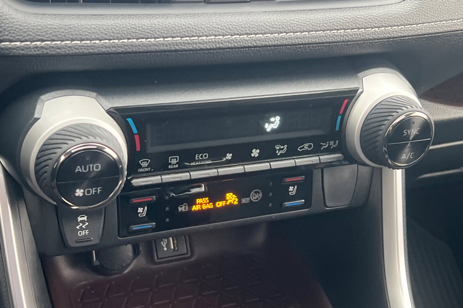 Used 2023 Toyota RAV4 Limited w/ Limited Grade Weather Package image 17