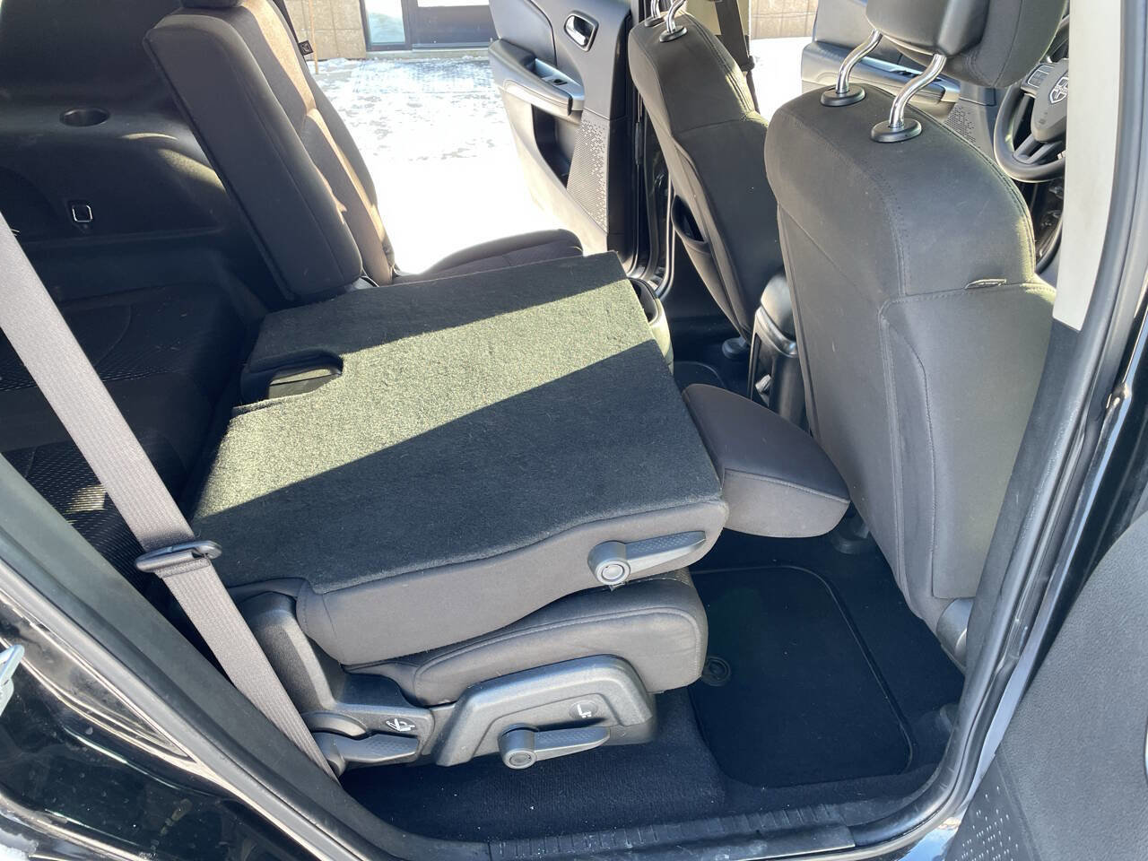 Used 2018 Dodge Journey SE image 16