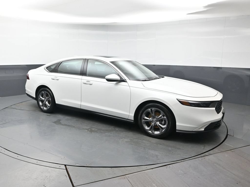 Certified 2024 Honda Accord EX image 8