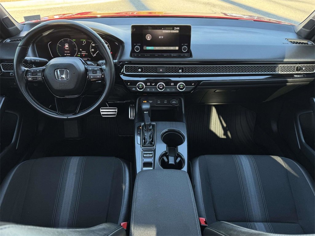 Used 2025 Honda Civic Sport image 3
