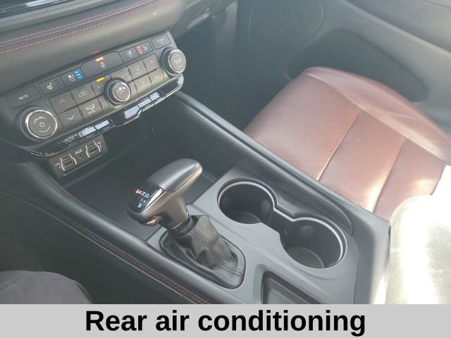 Used 2023 Dodge Durango GT image 6