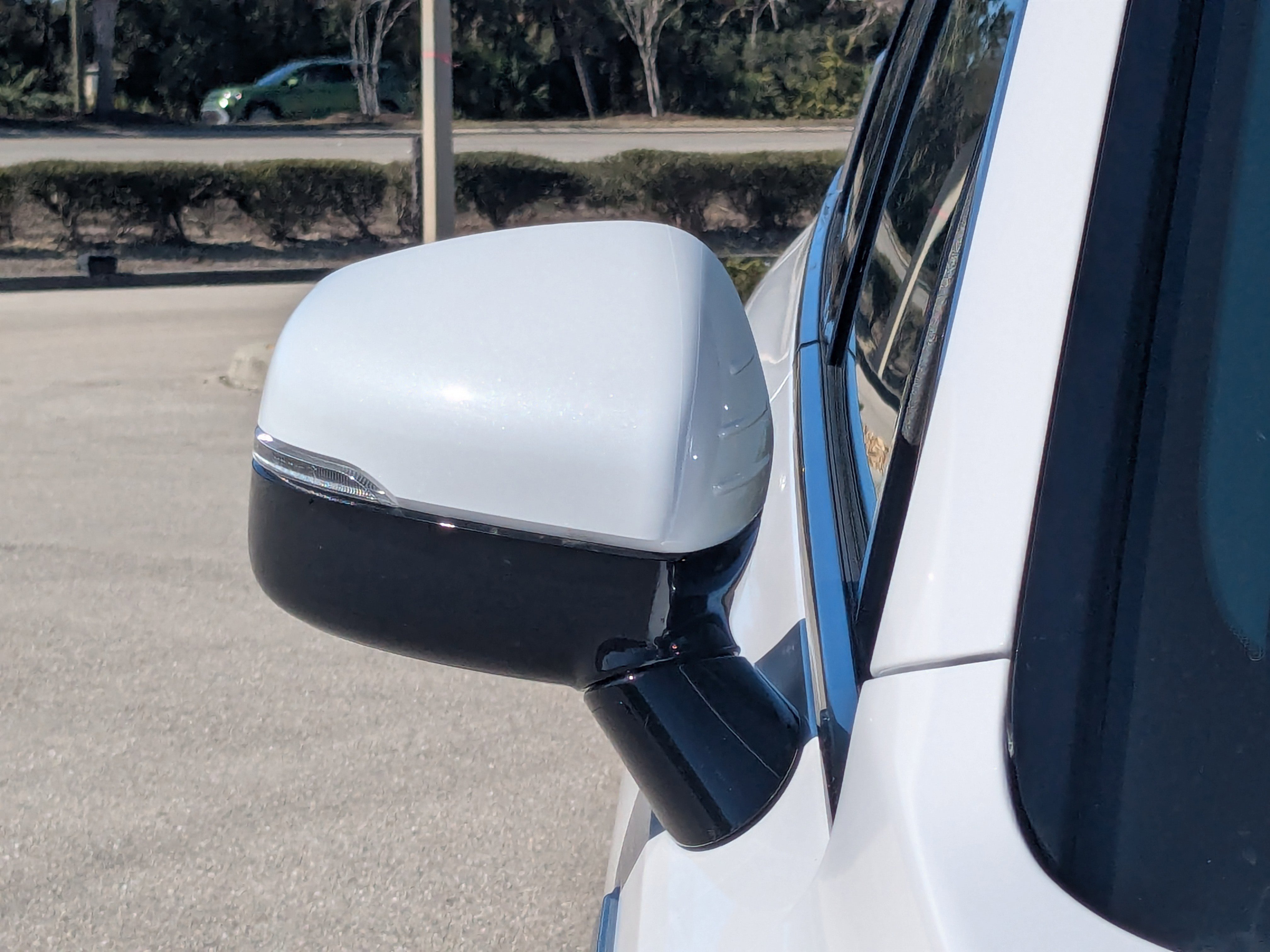 Certified 2025 Kia Sorento S image 12