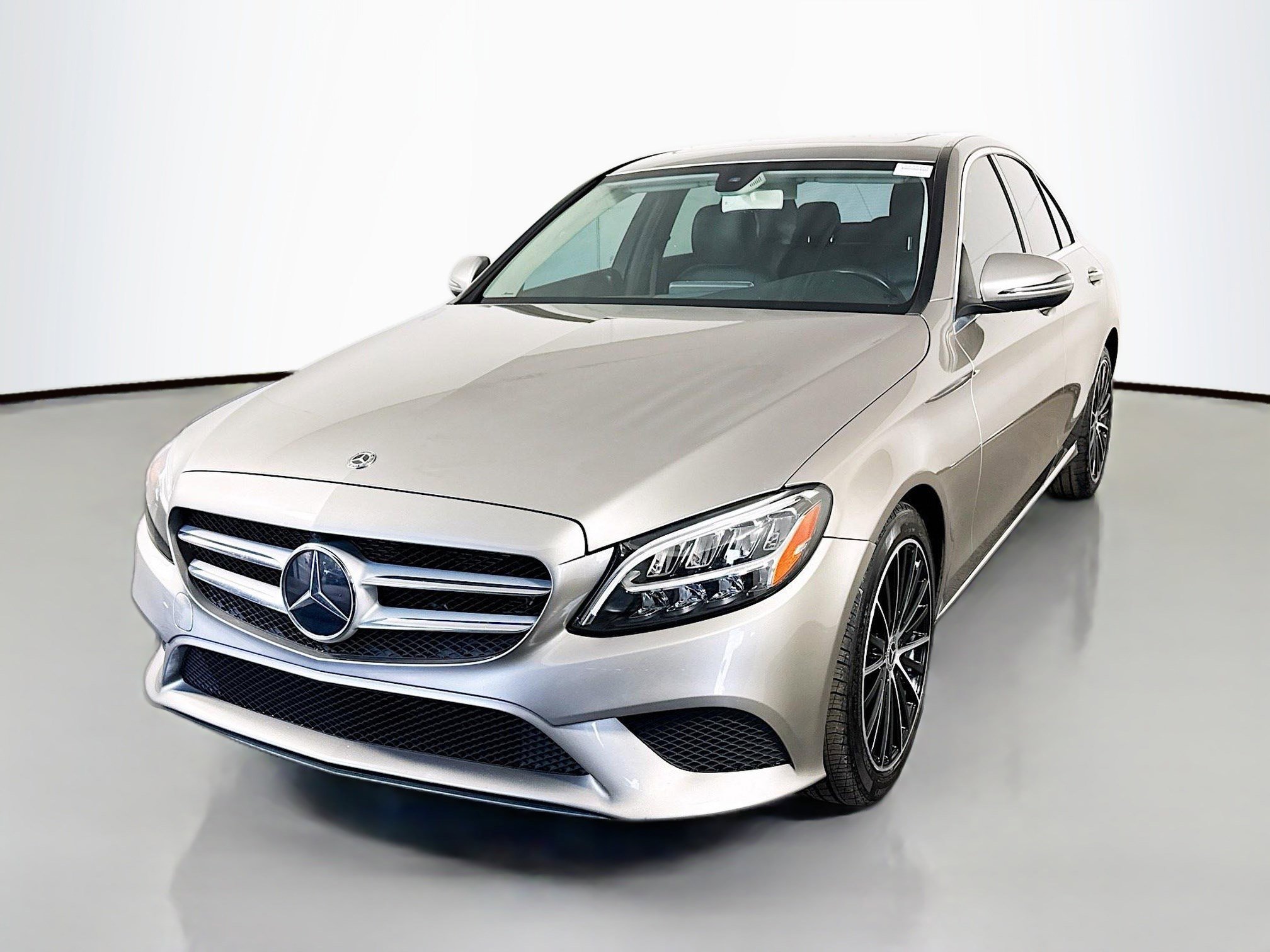 Used 2020 Mercedes-Benz C 300 Sedan image 4