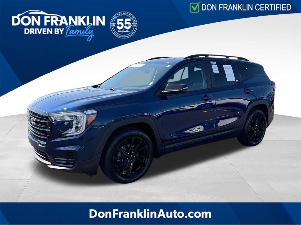 Used 2023 GMC Terrain SLE w/ Driver Convenience Package FWD image 1