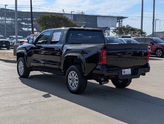 Certified 2024 Toyota Tacoma SR5 AWD/4WD image 9