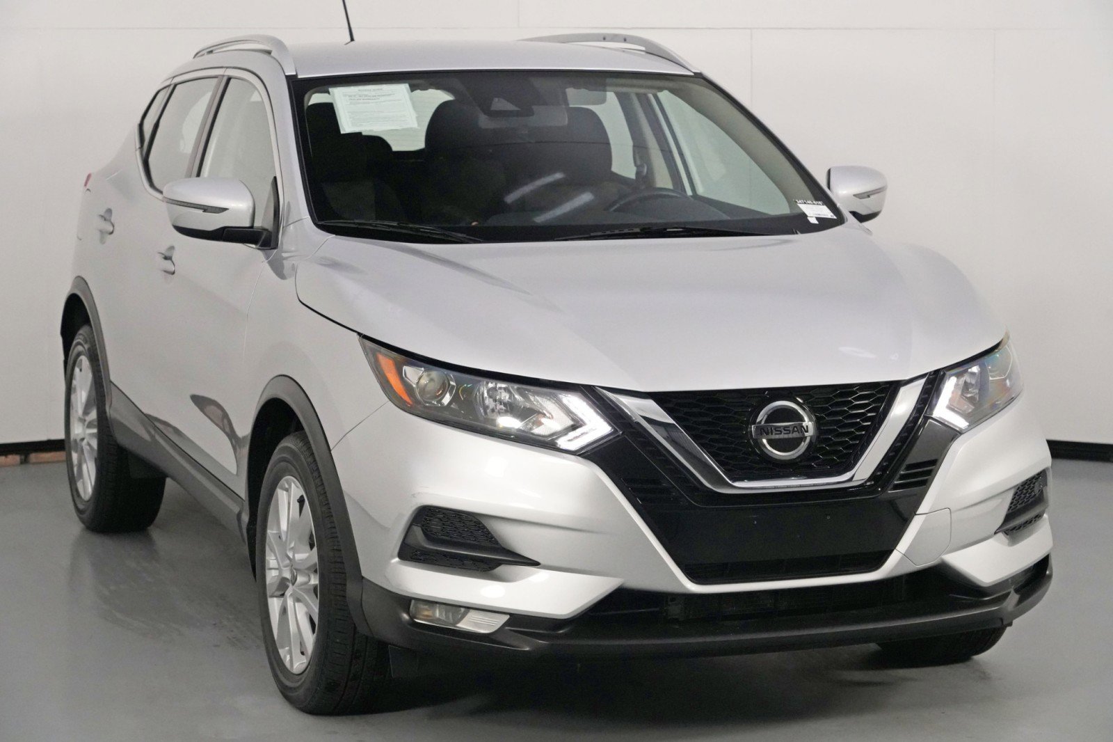 Used 2022 Nissan Rogue Sport SV image 42