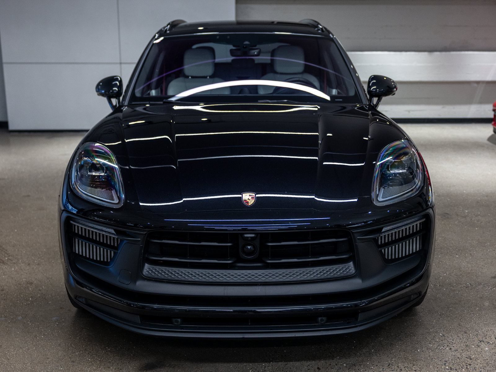 Certified 2024 Porsche Macan GTS AWD/4WD image 13
