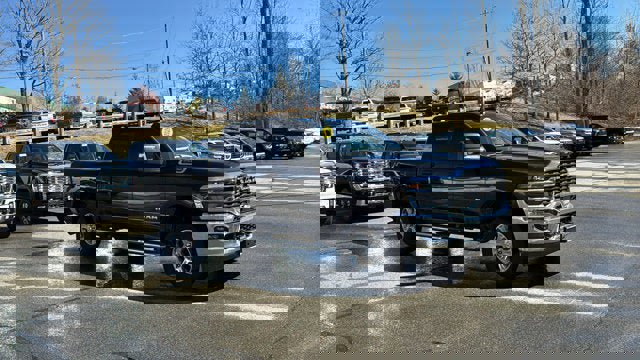 Used 2025 RAM 2500 Big Horn image 2