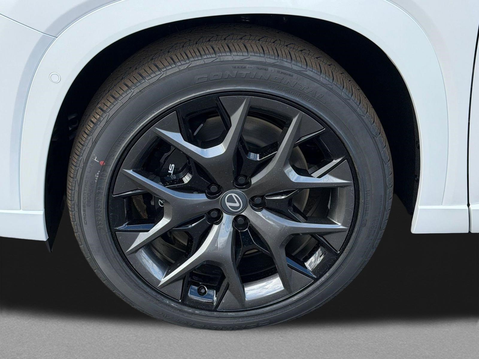 New 2026 Lexus TX 500h AWD image 11