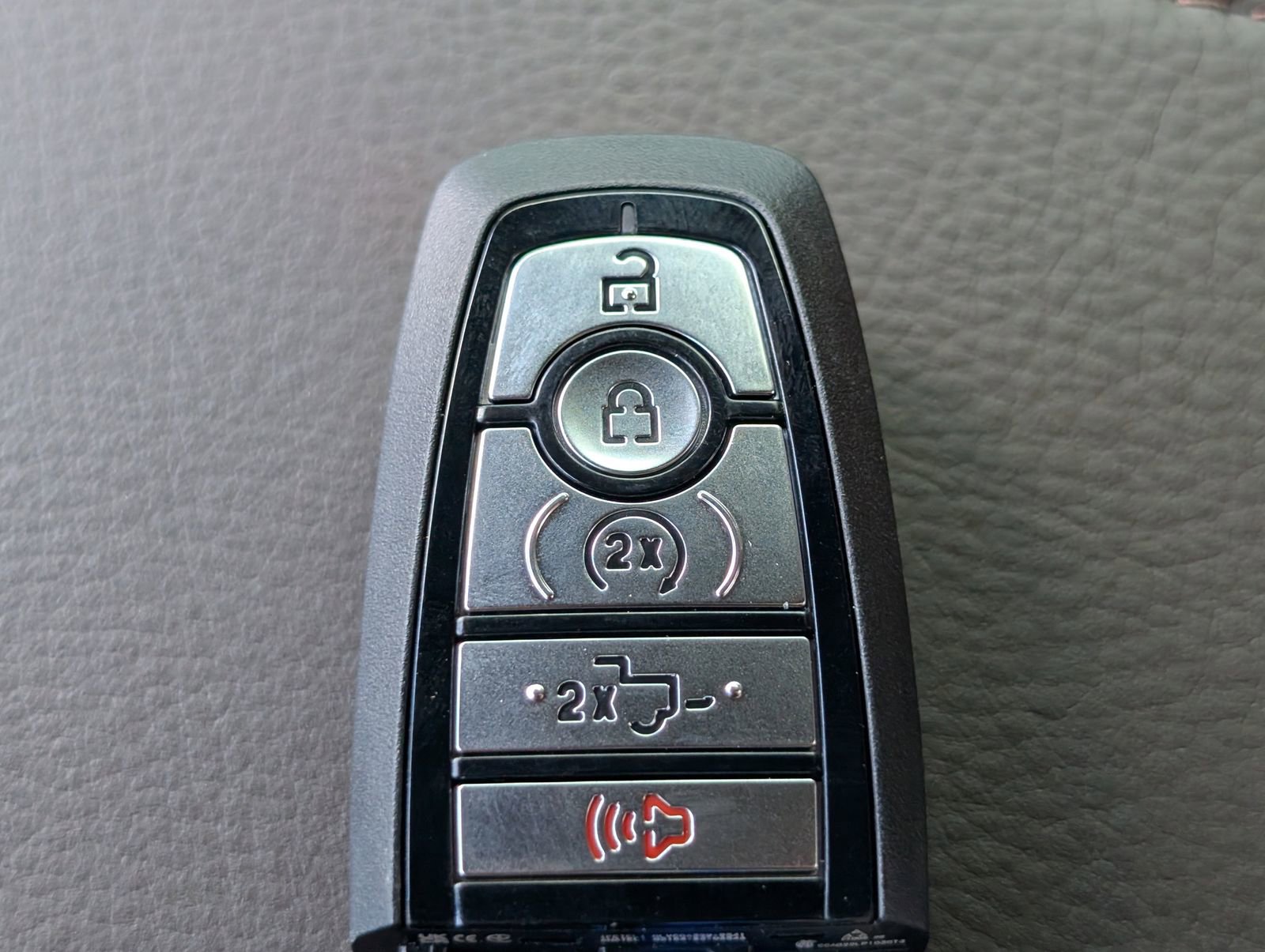 New 2026 Ford F250 4x4 Crew Cab Super Duty image 33