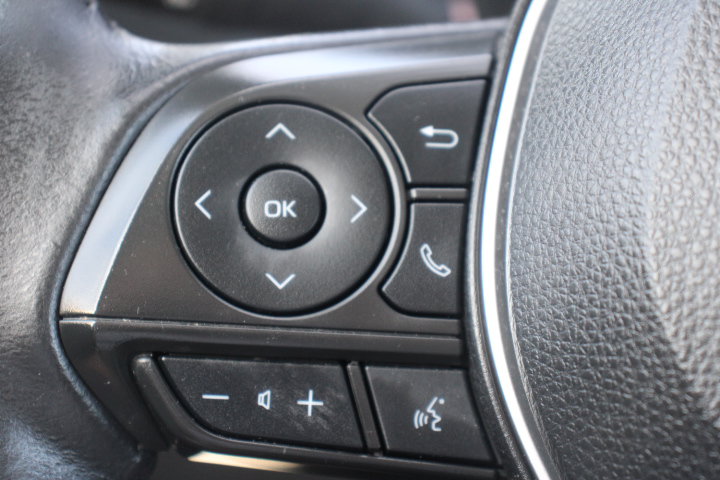 Certified 2023 Toyota Corolla Cross XLE w/ Convenience Package FWD image 25