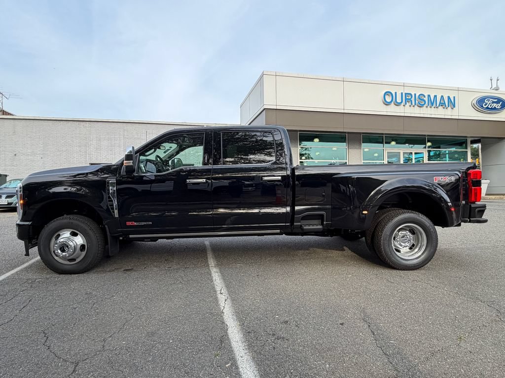 New 2026 Ford F350 Platinum w/ Platinum Plus Package AWD/4WD image 4