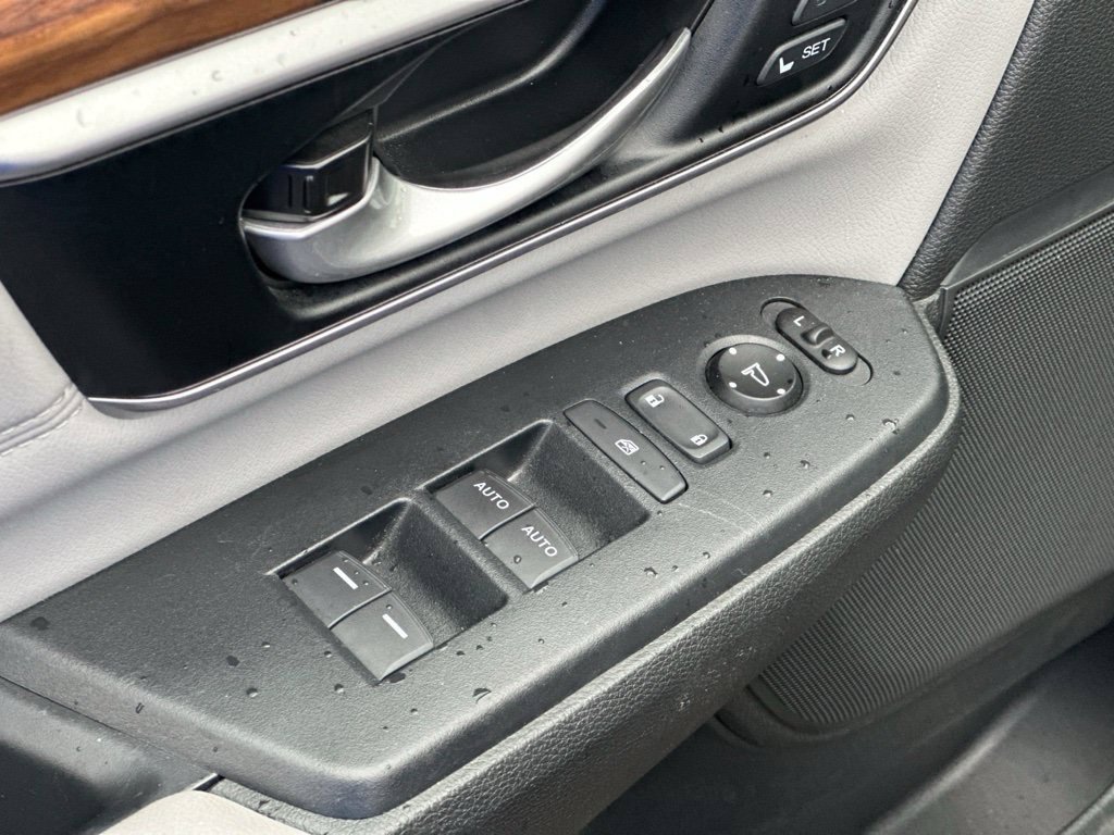 Used 2020 Honda CR-V EX-L image 18