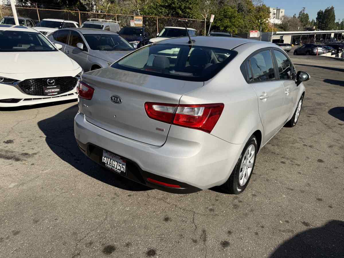Used 2012 Kia Rio LX image 4