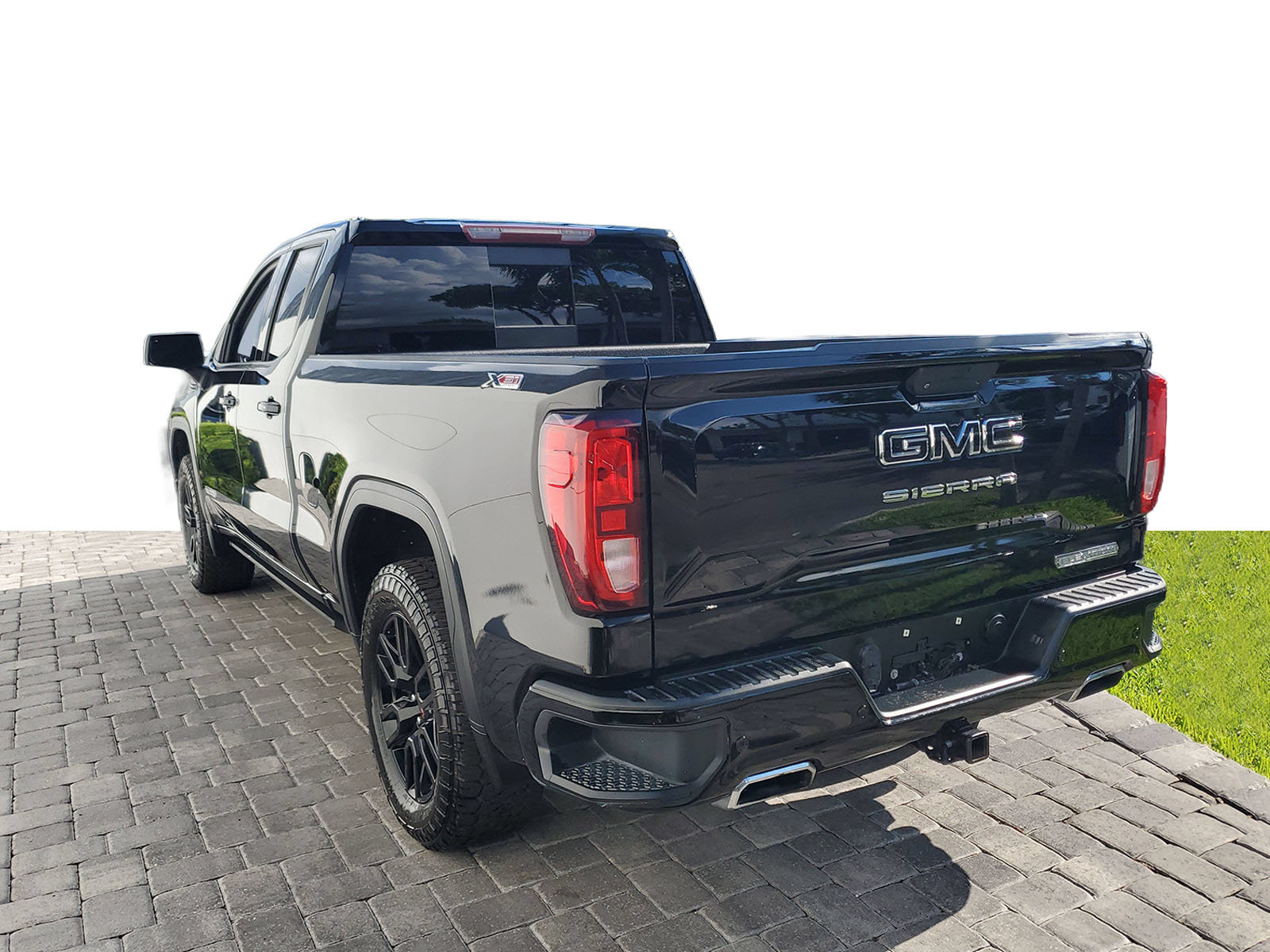 Certified 2020 GMC Sierra 1500 Elevation w/ Elevation Value Package AWD/4WD image 4
