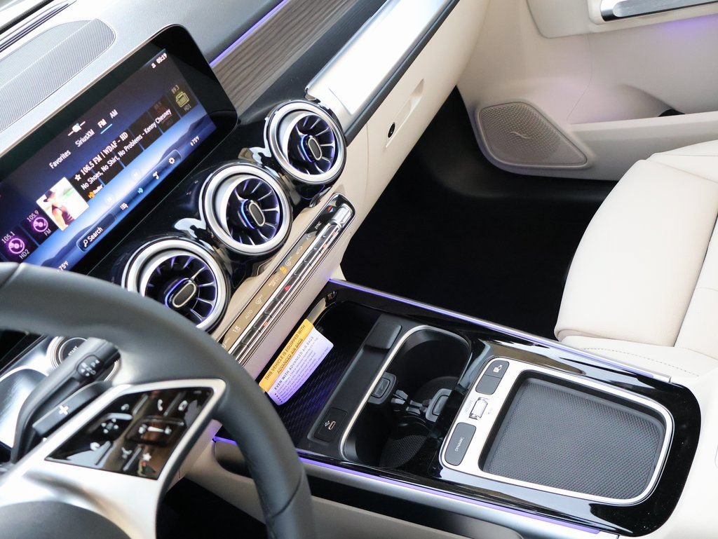 New 2026 Mercedes-Benz GLB 250 4MATIC image 21