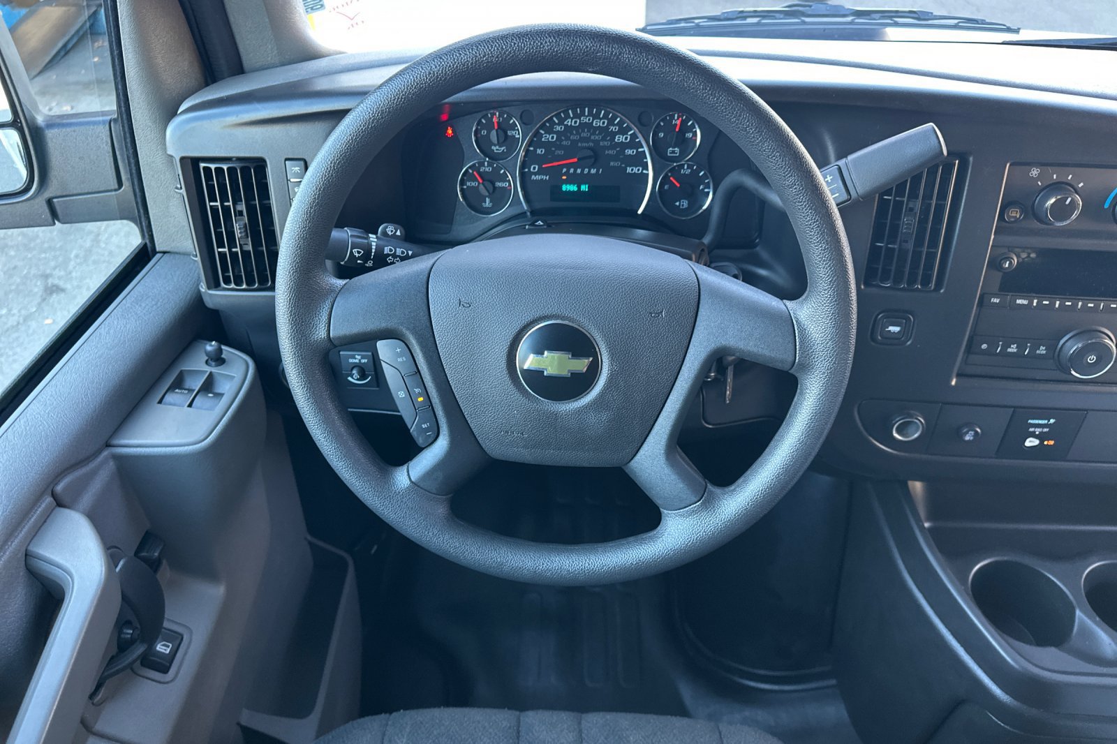 Used 2025 Chevrolet Express 2500 w/ Driver Convenience Package RWD image 13