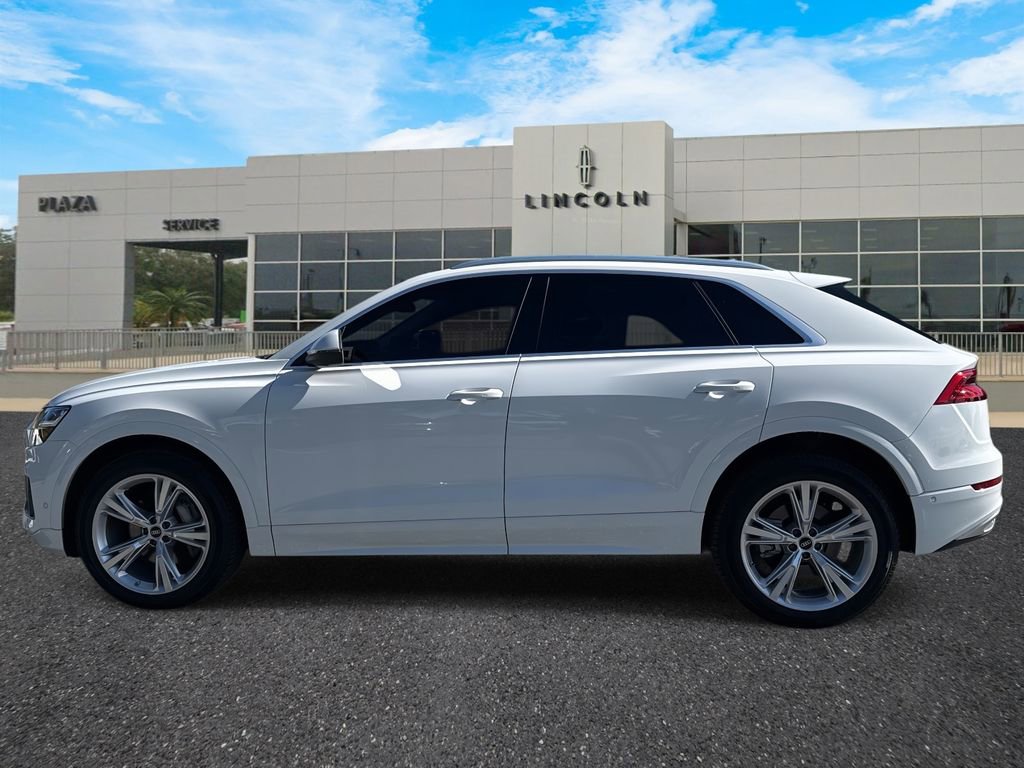 Used 2022 Audi Q8 Premium Plus image 6