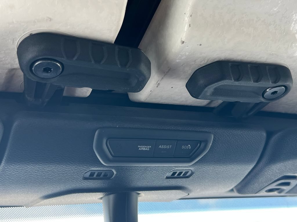 Used 2022 Jeep Wrangler Unlimited Sahara AWD/4WD image 37
