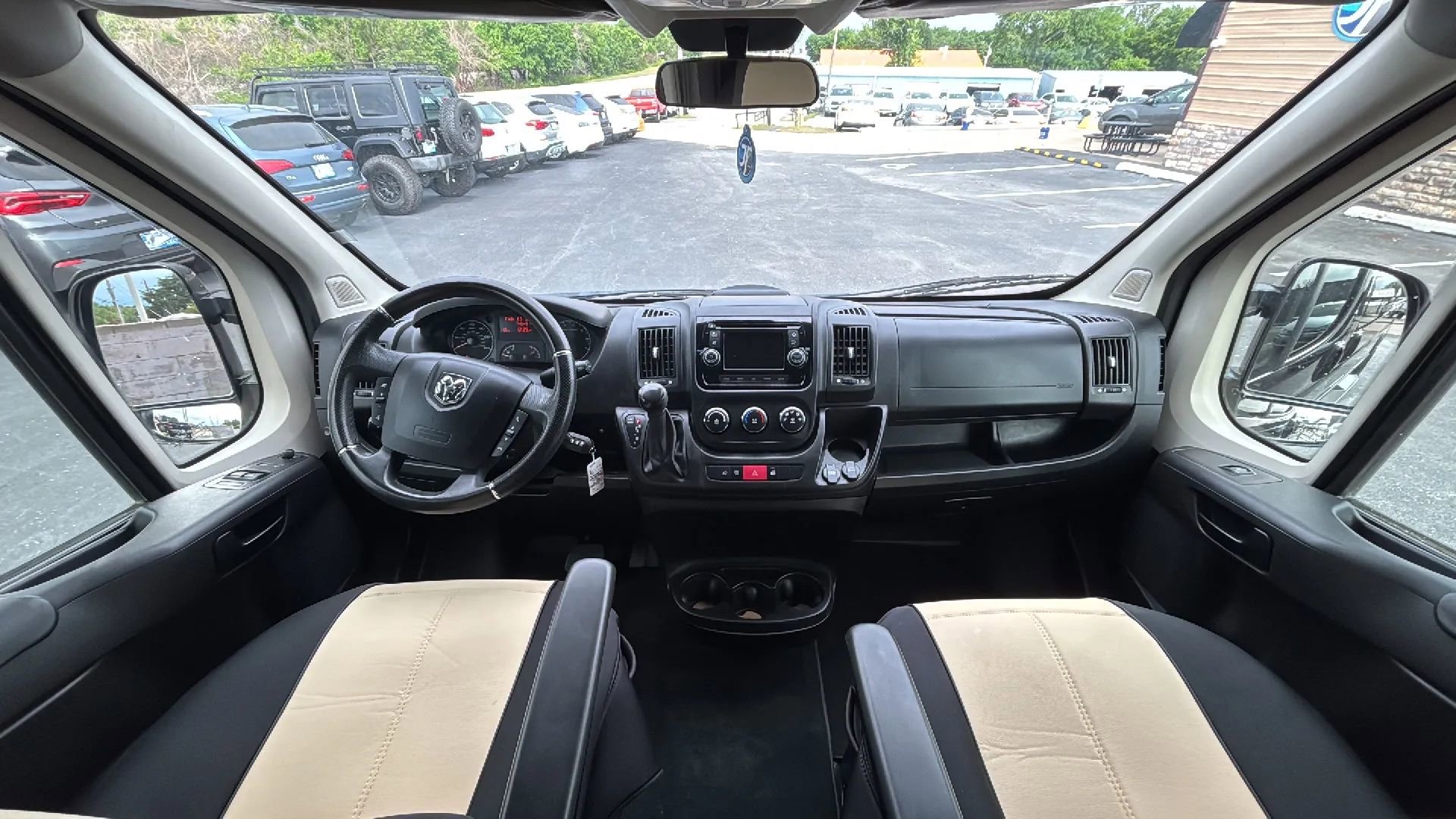 Used 2017 RAM ProMaster 2500 w/ Mopar Trailer Tow Group FWD image 16