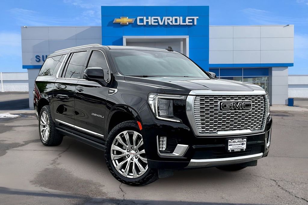 Used 2023 GMC Yukon XL Denali w/ LPO, Floor Liner Package AWD/4WD image 11