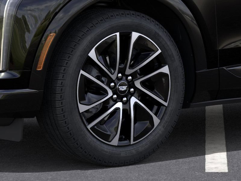New 2026 Cadillac Optiq Sport 1 w/ LPO, Floor Liner Package AWD/4WD image 9
