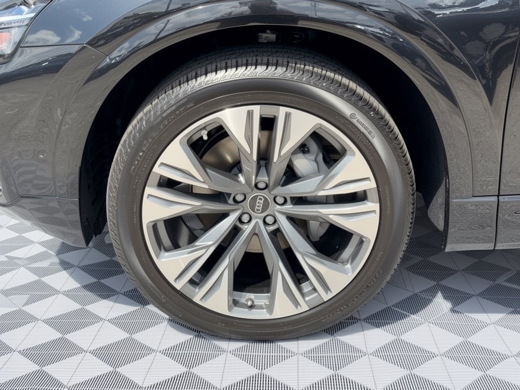 New 2027 Audi Q8 Premium Plus AWD/4WD image 13