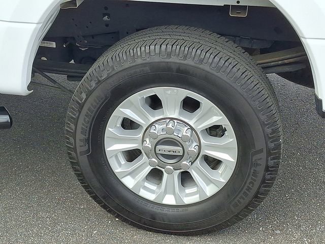 Used 2022 Ford F250 XL w/ STX Appearance Package AWD/4WD image 26