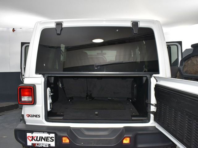 Used 2021 Jeep Wrangler Unlimited Sahara w/ Uconnect 4C Nav & Sound Group image 26