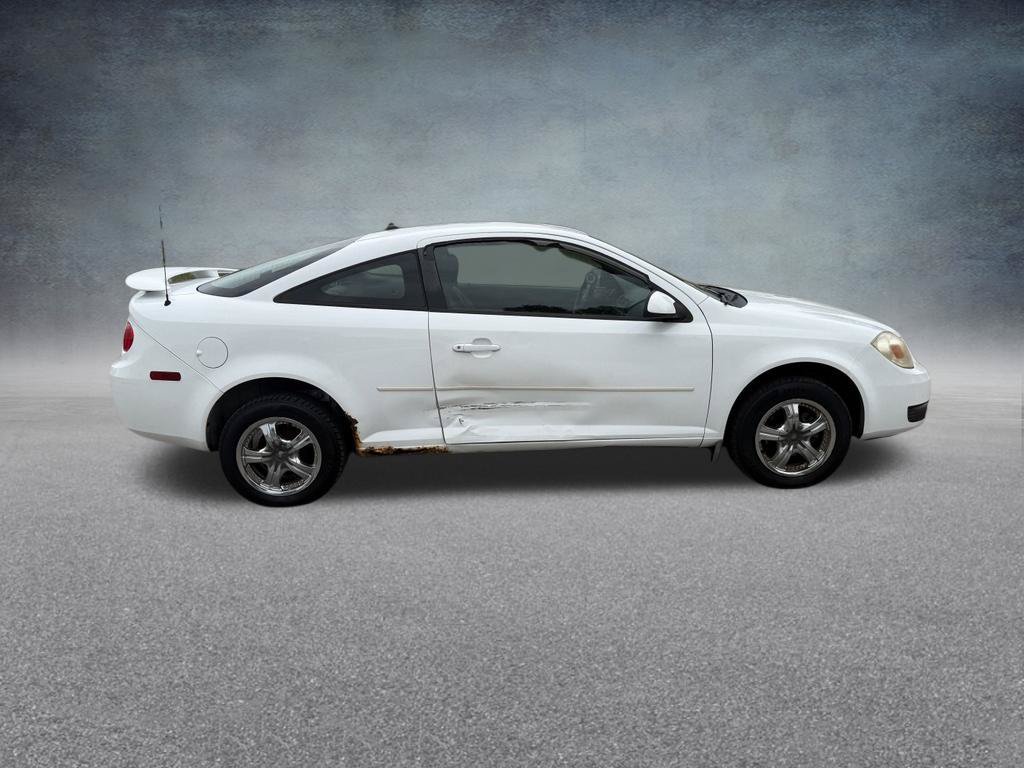 Used 2005 Chevrolet Cobalt LS w/ Preferred Equipment Group FWD image 7