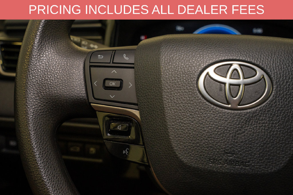 Certified 2025 Toyota Camry LE FWD image 17