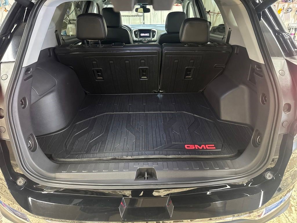 Certified 2024 GMC Terrain SLT w/ LPO, Floor Liner Package AWD/4WD image 23