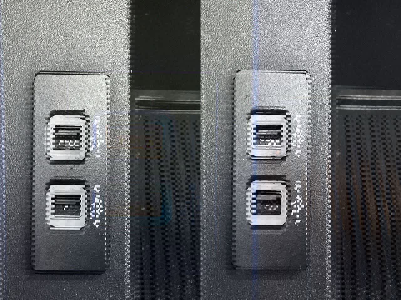 Used 2018 Ford F350 Lariat w/ Lariat Ultimate Package image 27