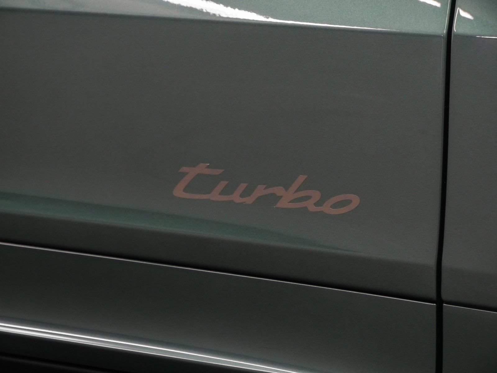 Used 2025 Porsche Cayenne Turbo AWD/4WD image 17