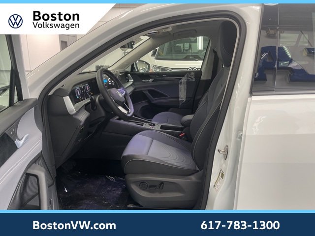New 2026 Volkswagen Tiguan SE image 9