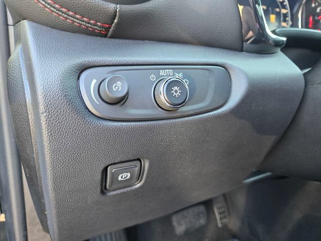 Certified 2025 Chevrolet Blazer RS AWD/4WD image 14