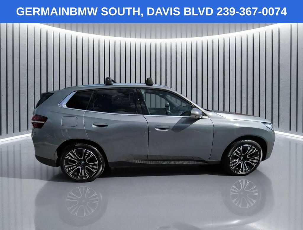Used 2025 BMW X3 xDrive30i w/ Premium Package AWD/4WD image 4