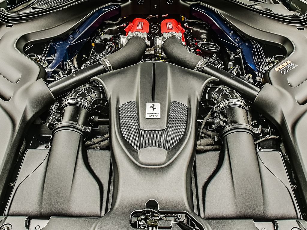 Used 2026 Ferrari Roma Spider RWD image 31