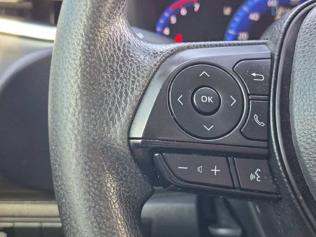 Used 2022 Toyota Corolla LE FWD image 26