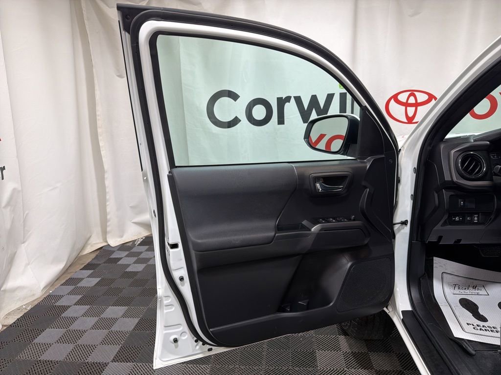Used 2023 Toyota Tacoma TRD Off-Road AWD/4WD image 21