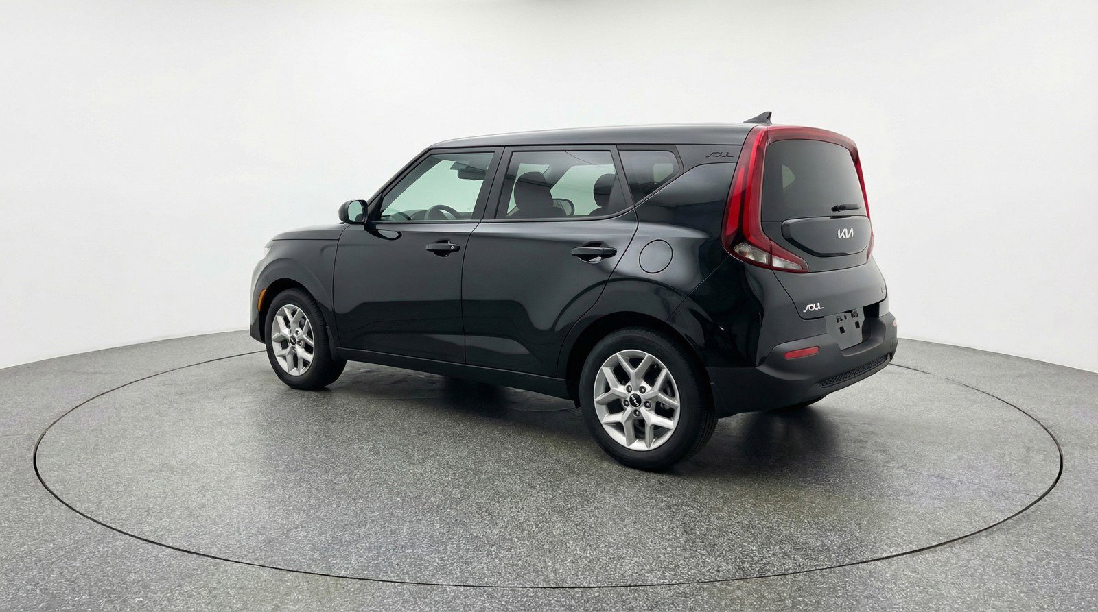 Used 2025 Kia Soul LX w/ LX Technology Package image 5