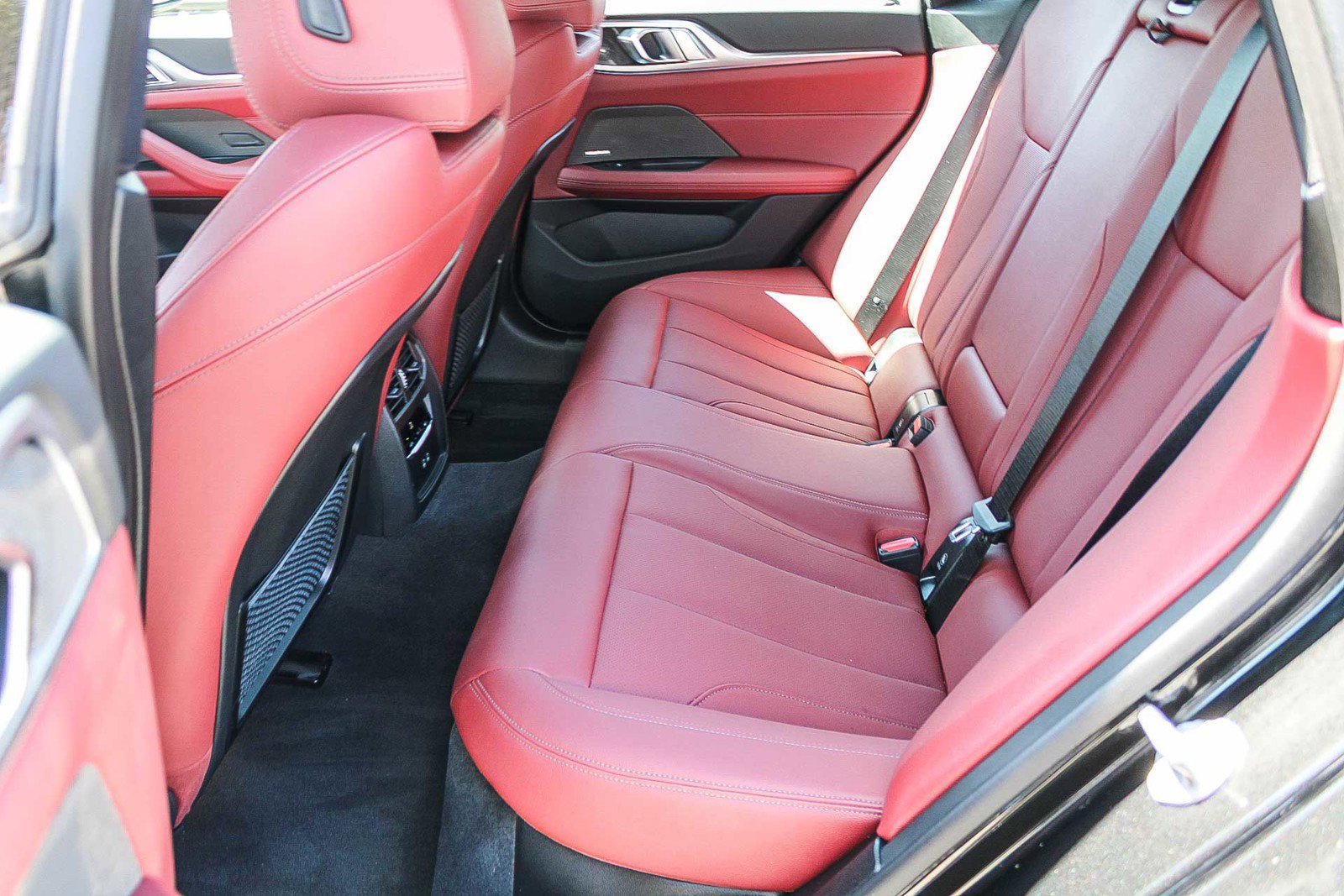 Certified 2023 BMW i4 eDrive40 w/ Premium Package RWD image 18